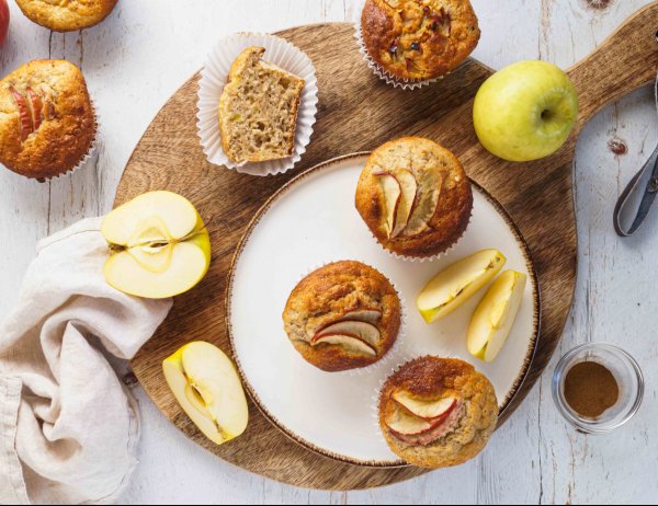 Almás-zabos muffin